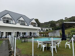 Aloha Seaview Resort Motel