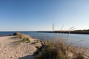 Red Jacket Beach Resort