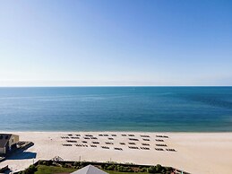 Red Jacket Beach Resort