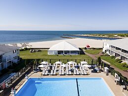 Red Jacket Beach Resort