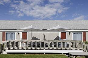Red Jacket Beach Resort