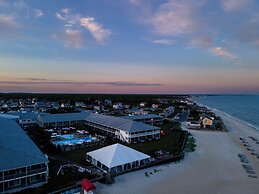 Red Jacket Beach Resort