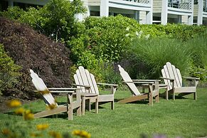 Hyannis Harbor Hotel