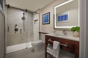 Hyannis Harbor Hotel
