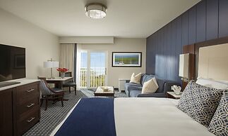 Hyannis Harbor Hotel