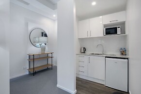 Comfort Inn & Suites Northgate Airport