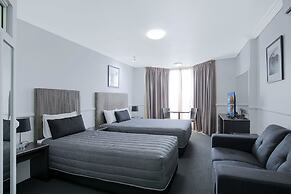 Comfort Inn & Suites Northgate Airport