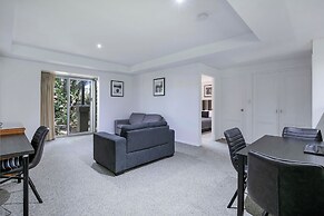 Comfort Inn & Suites Northgate Airport