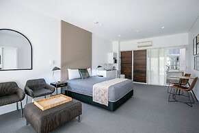 Comfort Inn & Suites Northgate Airport