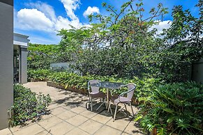 Comfort Inn & Suites Northgate Airport