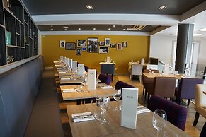 Holiday Inn Ellesmere Port by IHG