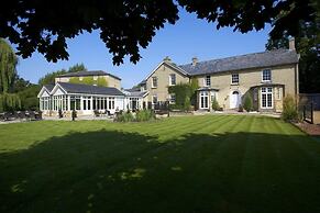 Quy Mill Hotel & Spa