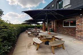 Village Hotel Manchester Hyde