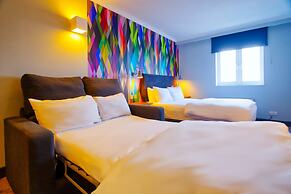 Village Hotel Manchester Hyde