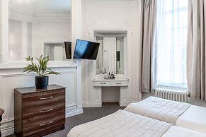 Britannia Adelphi Hotel