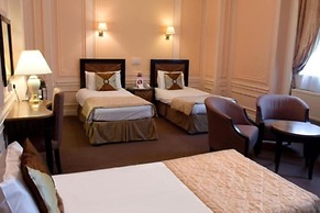 Britannia Adelphi Hotel