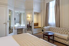 Britannia Adelphi Hotel