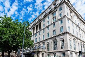 Britannia Adelphi Hotel