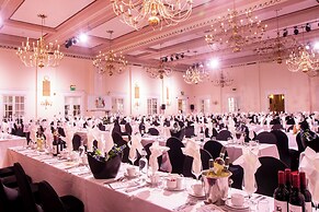 Britannia Adelphi Hotel