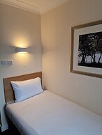 Britannia Adelphi Hotel