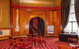 Britannia Adelphi Hotel