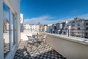 130 Queen's Gate Apartments