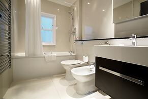 130 Queen's Gate Apartments