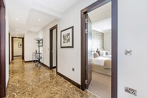 130 Queen's Gate Apartments