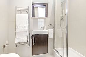 130 Queen's Gate Apartments