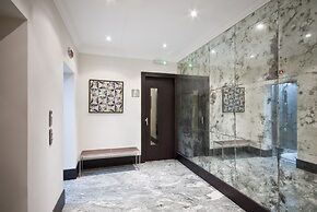 130 Queen's Gate Apartments