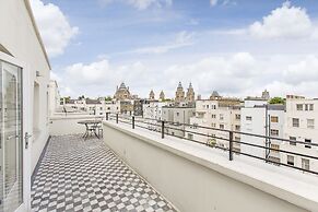 130 Queen's Gate Apartments