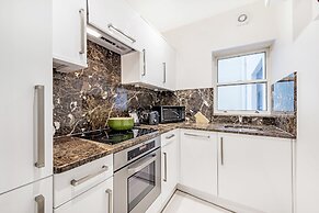 130 Queen's Gate Apartments