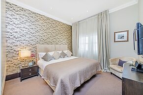 130 Queen's Gate Apartments