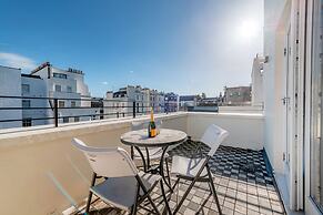 130 Queen's Gate Apartments