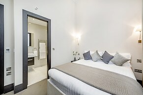 130 Queen's Gate Apartments