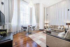 130 Queen's Gate Apartments