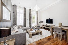 130 Queen's Gate Apartments