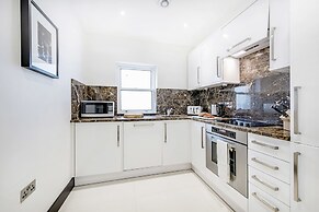 130 Queen's Gate Apartments