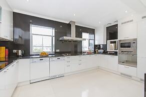 130 Queen's Gate Apartments