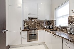 130 Queen's Gate Apartments