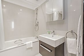 130 Queen's Gate Apartments