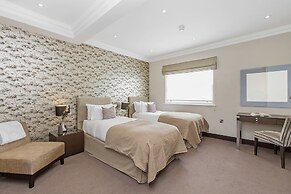 130 Queen's Gate Apartments