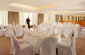 Royal Garden Hotel