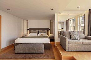 Royal Garden Hotel