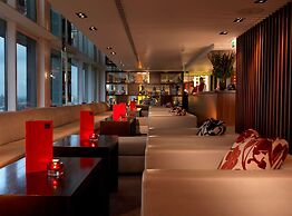 Royal Garden Hotel