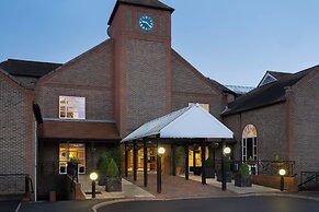 Delta Hotels by Marriott Tudor Park Country Club