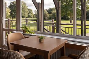 Delta Hotels by Marriott Tudor Park Country Club