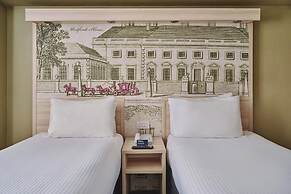 President Hotel