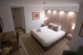 OYO Tong Park Hotel