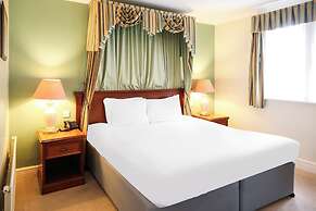 OYO Tong Park Hotel